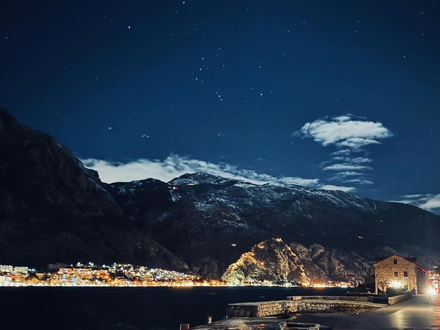 Oldmarinervilla Prčanj 外观 照片